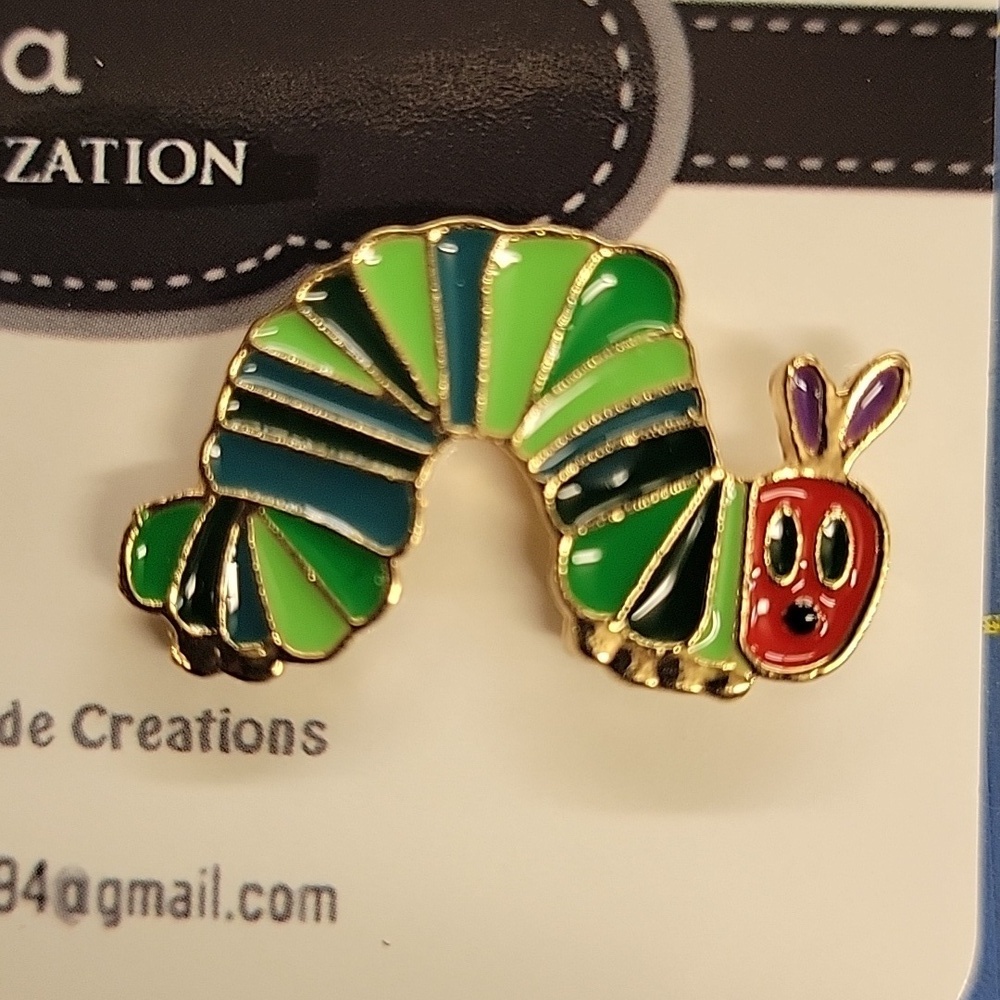 Catapiller Worm 1" Tack Pin
